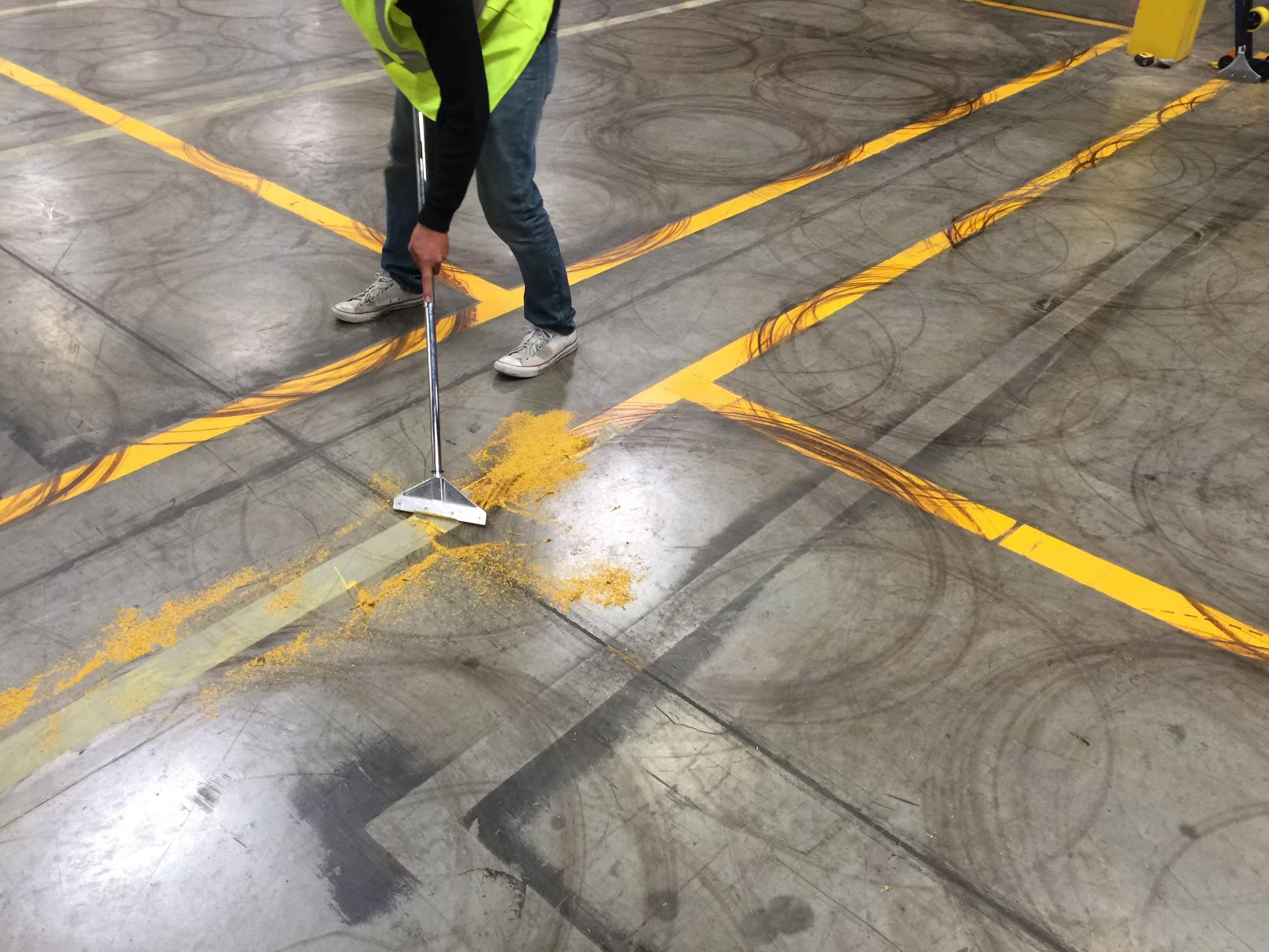 Chất tẩy sơn Epoxy