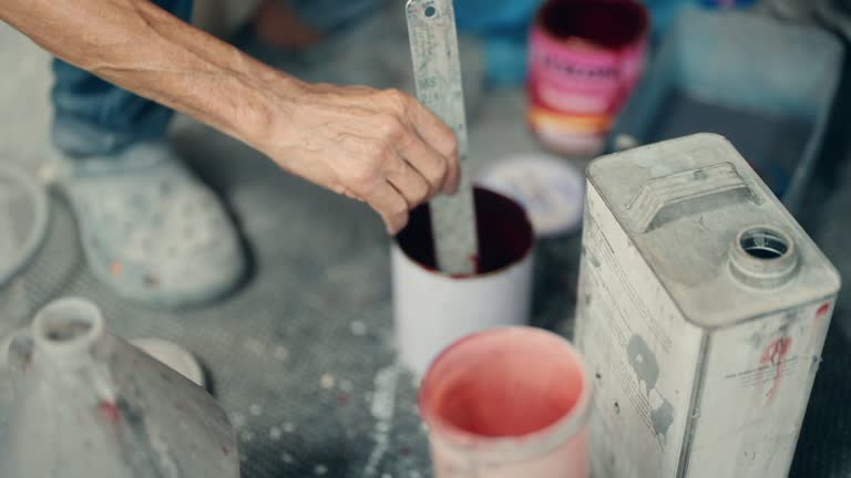 Paint and solvent mixing ratio